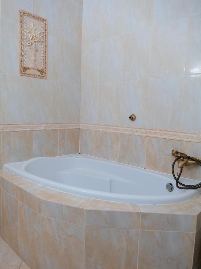 Sadyba Pochayiv Villa Pochaiv Dış mekan fotoğraf